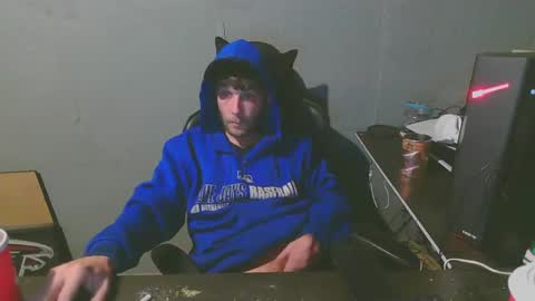 stonedpanda77 online show from January 2, 6:40 am