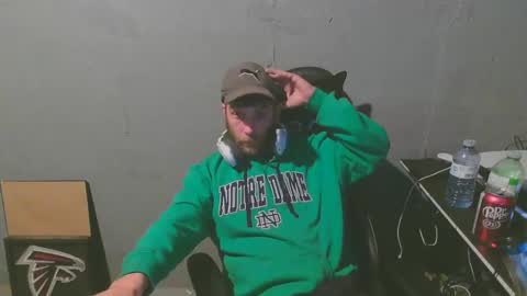 stonedpanda77 online show from December 4, 4:10 am