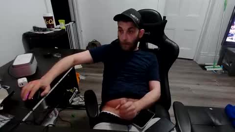 stonedpanda77 online show from June 8, 1:39 am