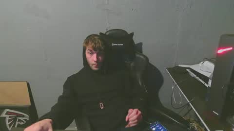 stonedpanda77 online show from December 22, 11:31 pm