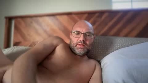 stoney8inches online show from May 22, 11:26 am