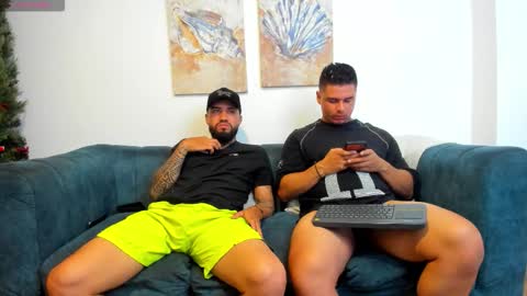 straight__friends online show from February 27, 2:49 pm