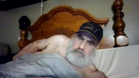 Snapshot of straightbear4you chatting on October 24, 12:51 pm Straightbear4you online show from October 24, 12:51 pm