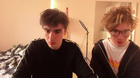 Ray online show from April 18, 4:08 pm