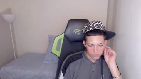 Street online show from March 26, 9:19 pm