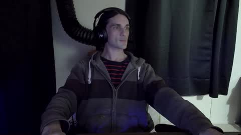 stringgreens777 online show from January 18, 2:30 pm