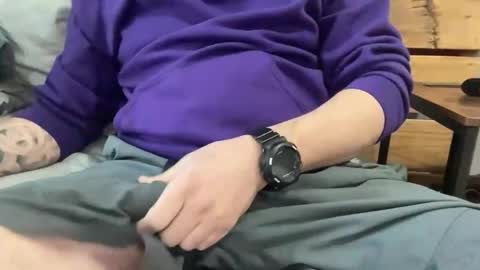 stroking33again online show from April 10, 1:40 pm