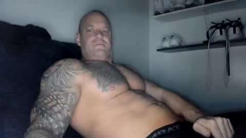 Snapshot of strongandhard073 chatting on March 3, 11:38 am StrongAndHard online show from March 3, 11:38 am