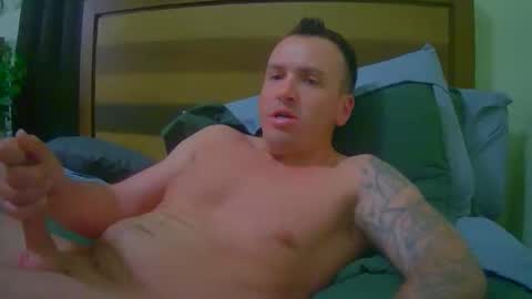 styles1003 online show from April 21, 11:16 am