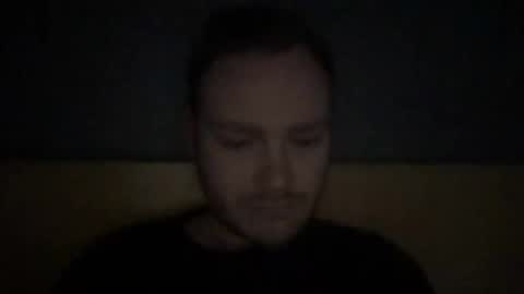 Snapshot of sub_austr chatting on February 28, 4:42 pm sub_austr online show from February 28, 4:42 pm