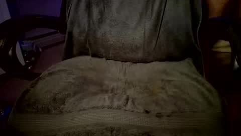 subbiguy00 online show from November 8, 8:50 am