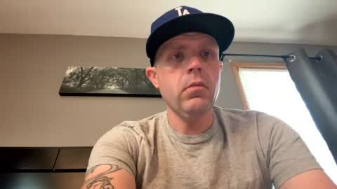 submissivebrett374 online show from August 2, 3:10 pm