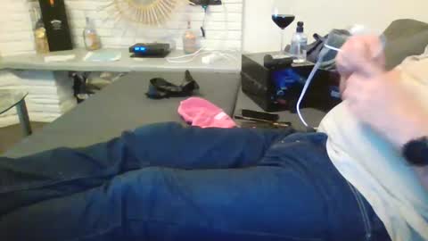 submissivguy online show from January 6, 7:13 pm