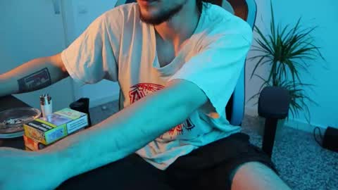 Im Substanc3  online show from November 7, 9:18 pm