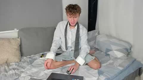 Kevin online show from September 23, 8:41 pm