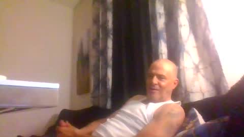 SUCKITU812 online show from January 12, 4:27 am