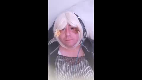 suckm33 online show from April 30, 6:53 am