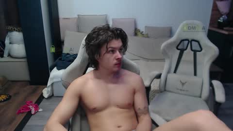 Alice and Sergey online show from March 4, 7:48 am