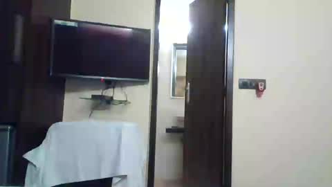 SAM online show from June 19, 6:57 pm