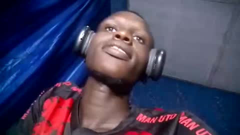 Sunnyblack2 online show from March 31, 9:55 am