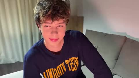 sunshinealex online show from September 22, 9:09 am