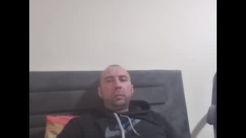 super42835015 online show from February 4, 7:09 pm