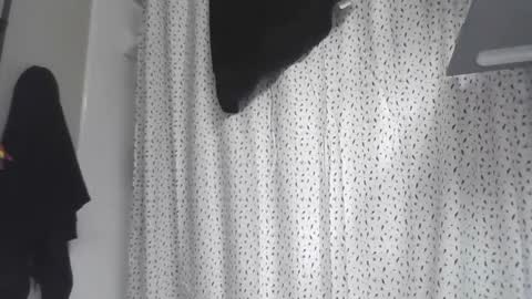 Snapshot of superd512 chatting on September 21, 12:55 am Guero Cash online show from September 21, 12:55 am