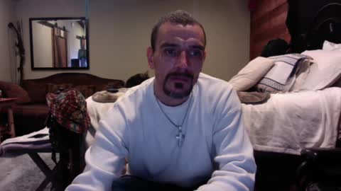 Snapshot of superd512 chatting on December 22, 2:39 am Guero Cash online show from December 22, 2:39 am