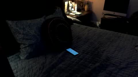 Snapshot of superd512 chatting on October 21, 1:14 pm Guero Cash online show from October 21, 1:14 pm