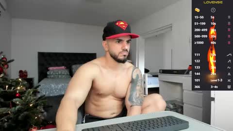 supermanboyxxl online show from December 2, 7:11 am