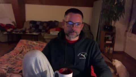 supersquirrel81 online show from April 6, 4:31 am