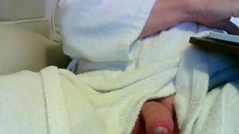 Snapshot of sven_eber chatting on October 30, 7:48 pm Peter online show from October 30, 7:48 pm