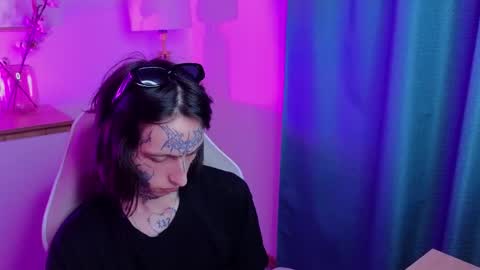 Eric online show from April 16, 8:09 pm