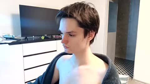 Sweet boy online show from March 6, 5:33 pm