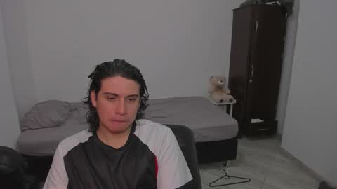 Lian online show from February 7, 7:04 am