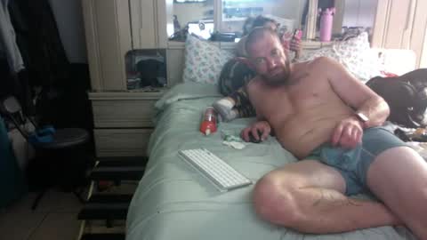 WeAim2PZzz online show from December 13, 7:26 am