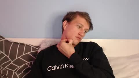 Cat online show from February 23, 9:27 pm