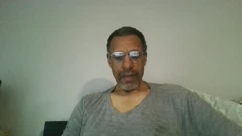 swimmerbod2495 online show from March 1, 4:28 pm