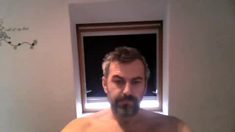swinger_men_austria online show from February 18, 7:28 am