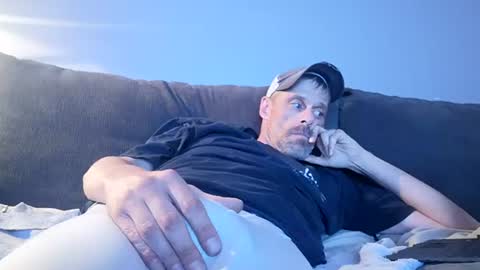 swontguy2025 online show from June 20, 3:33 am