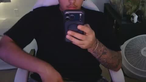 sxrrylol online show from March 25, 6:34 pm