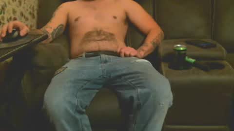 Snapshot of sydetrak4469 chatting on March 11, 6:52 pm Syde online show from March 11, 6:52 pm