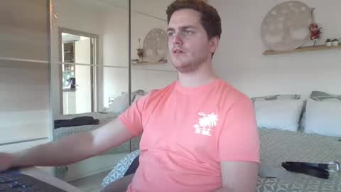 syl092 online show from March 2, 2:36 pm