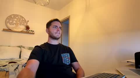 syl092 online show from March 11, 5:42 pm