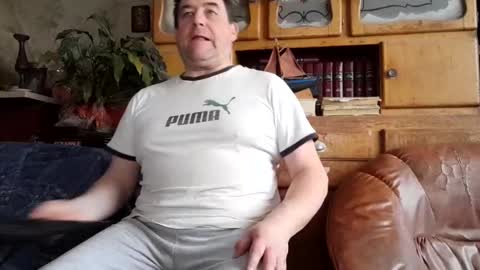 sympa_trique online show from February 16, 9:26 am