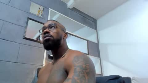 Tafari Zulu online show from November 12, 11:42 pm