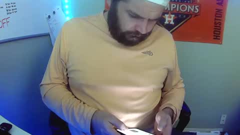 TaintNuzzler online show from February 7, 11:45 am