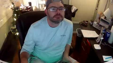 TaintNuzzler online show from December 13, 11:55 pm