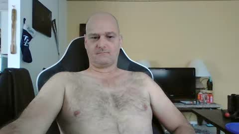 takerlover436295 online show from December 28, 3:27 pm