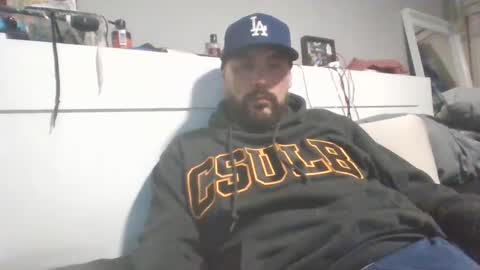 talllatino310 online show from December 31, 8:37 am